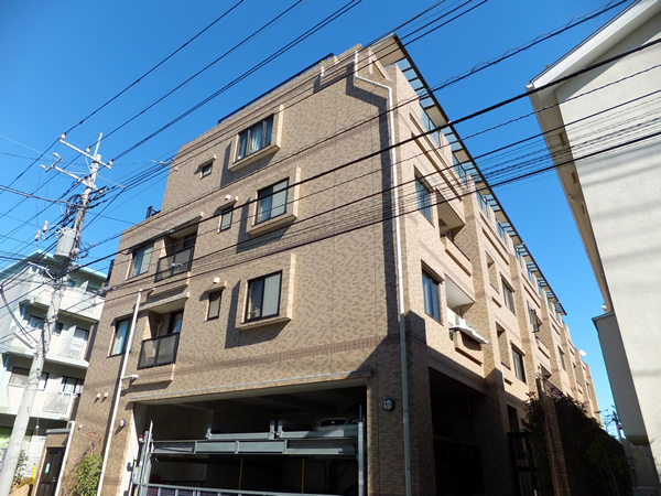 センチュリー綱島の外観