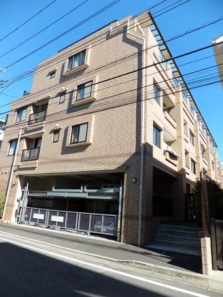 センチュリー綱島の外観