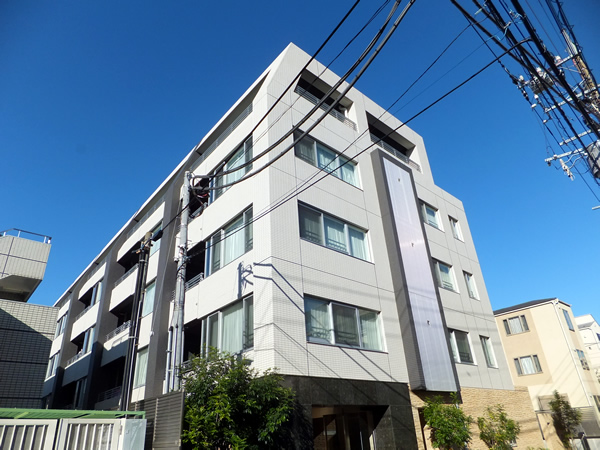 プレミスト綱島の外観