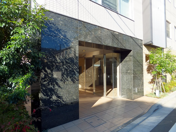 プレミスト綱島の外観