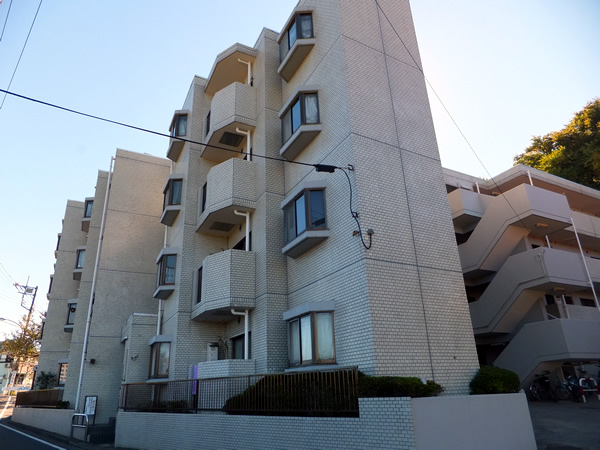 コスモ綱島の外観