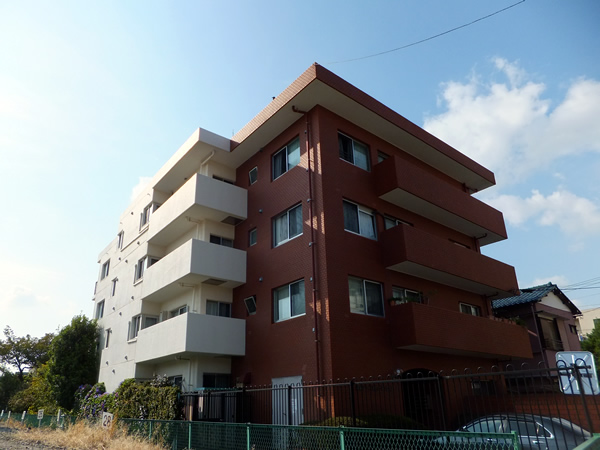 綱島グリーンスポットマンションの外観