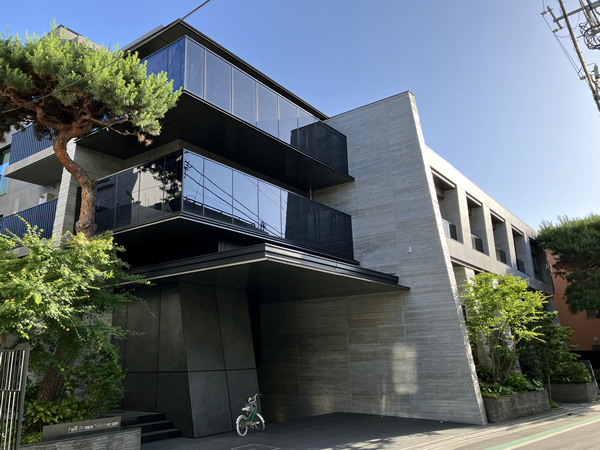 パークホームズ中目黒の外観