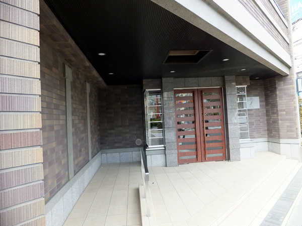 ナイスエスアリーナ藤が丘の外観