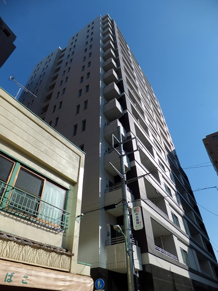 ザ・パークハウス新宿御苑西の外観