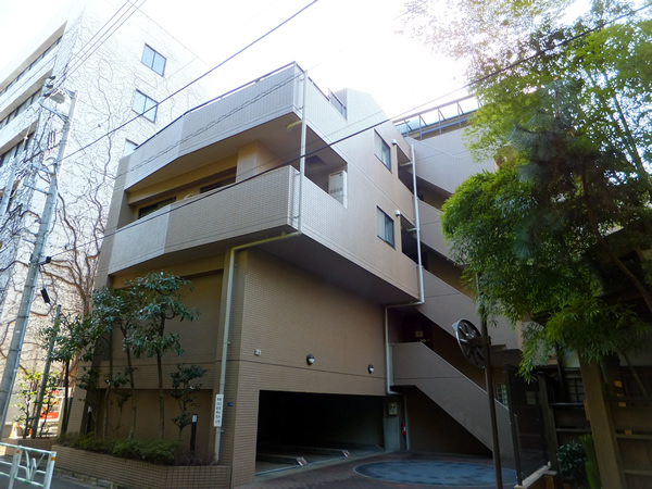 マイキャッスル千駄ヶ谷の外観