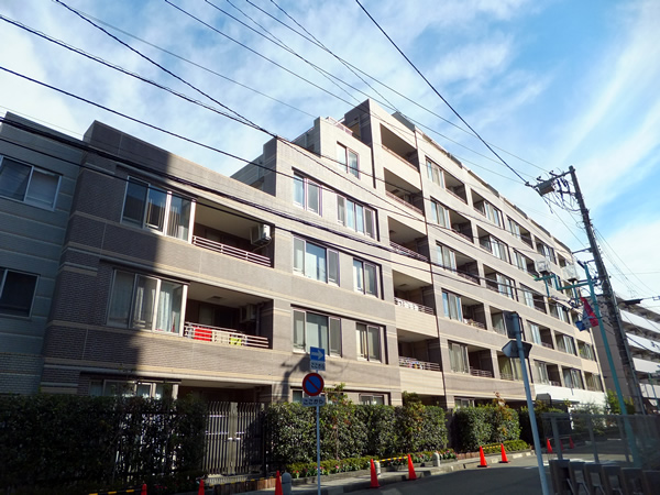 ブリリアパークサイド綱島の外観