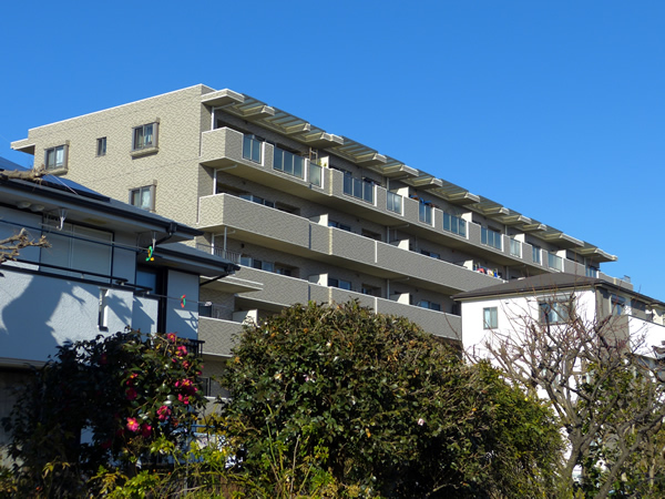 ライオンズマンション南林間ガーデンシティの外観