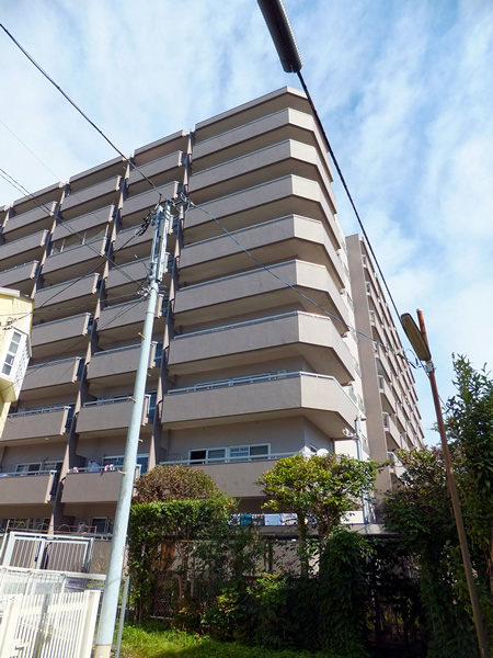 サニーハイツ綱島の外観