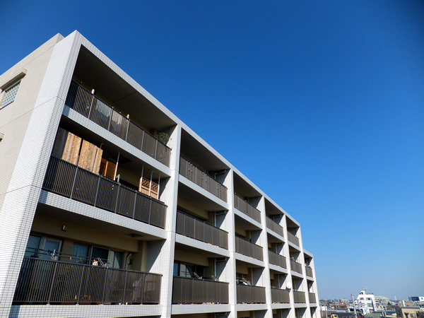 パークホームズ向ヶ丘遊園ステーションアリーナの外観