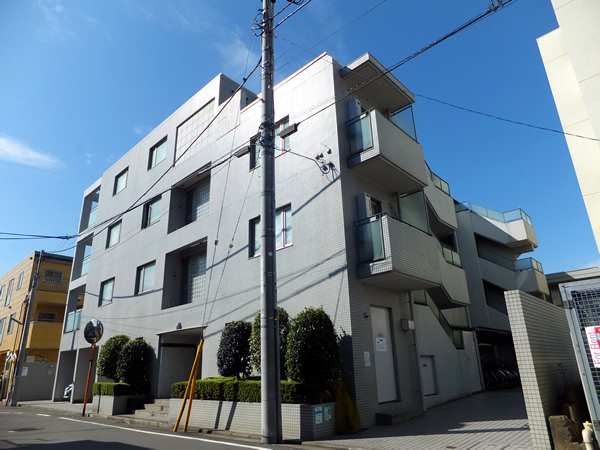 綱島シティハウスの外観