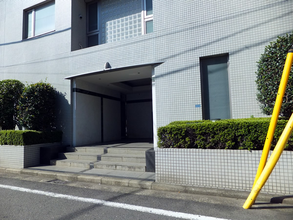 綱島シティハウスの外観