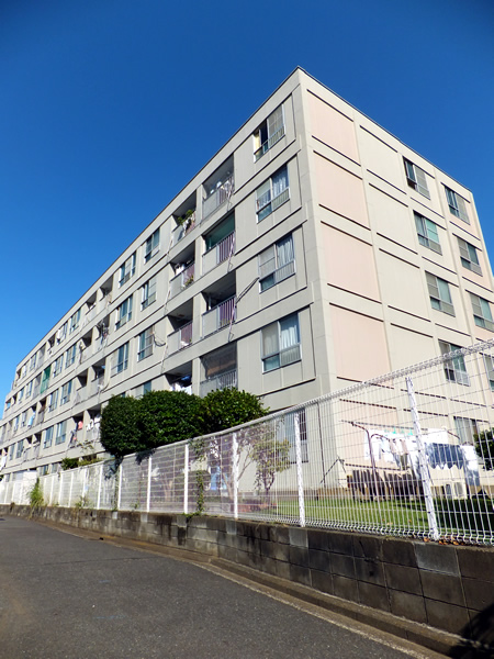 綱島コーポラスの外観