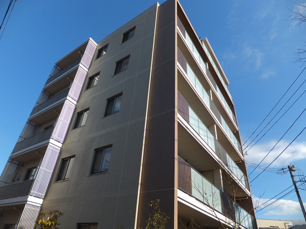 ドレッセあざみ野セリーズの外観