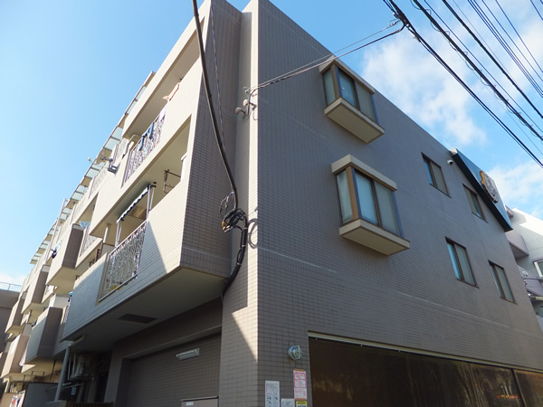 フローレンスパレスあざみ野の外観