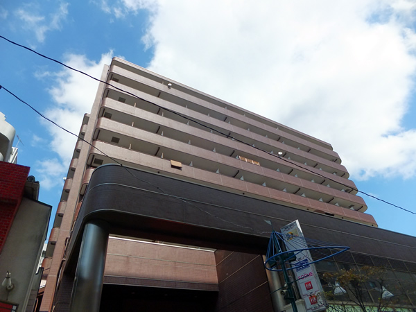 パークノヴァ綱島の外観