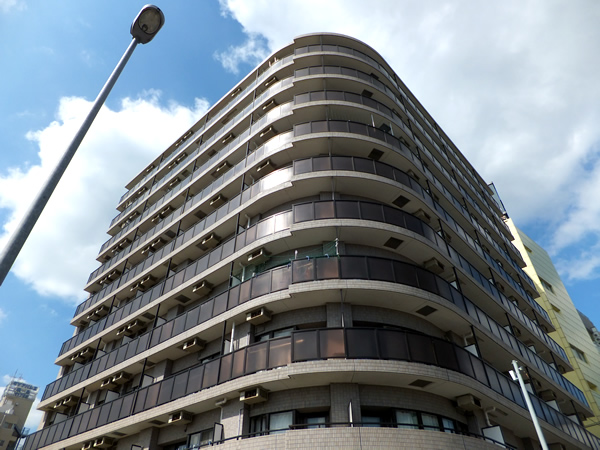 リバーデイズ綱島の外観