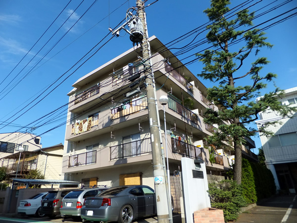 ニックハイム大倉山の外観