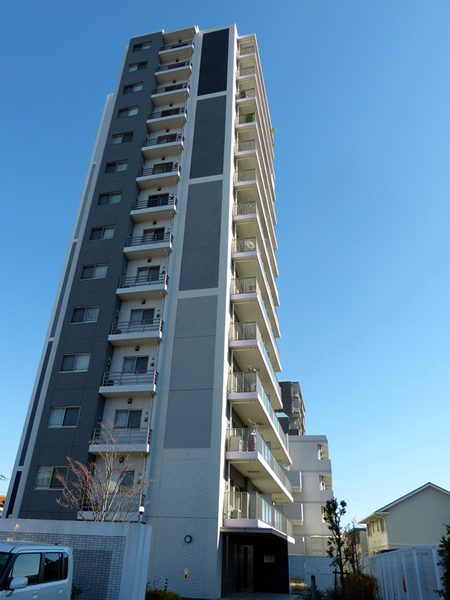 ラポール中央林間の外観