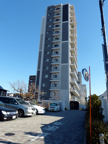 ラポール中央林間の外観