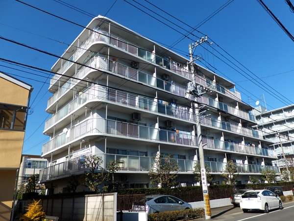 ネオコーポ京王稲田堤の外観