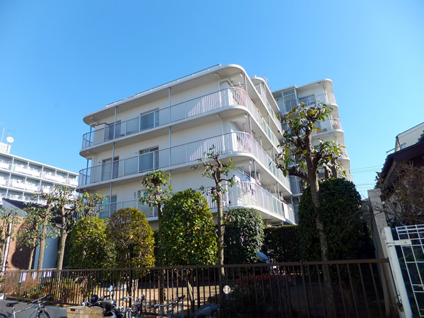 ネオコーポ京王稲田堤の外観