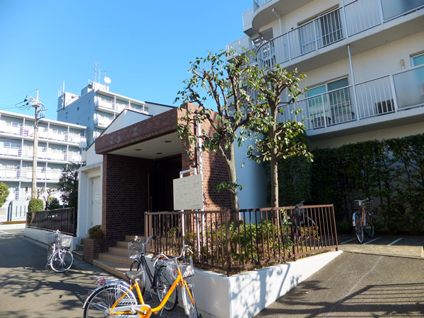 ネオコーポ京王稲田堤の外観