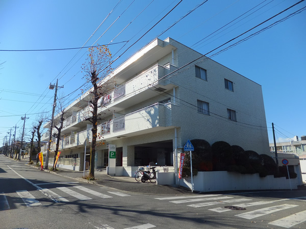 マートルコート読売ランド前の外観