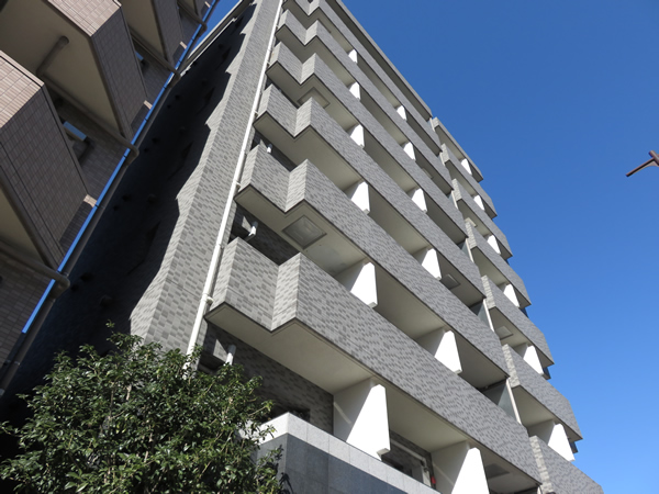 パークウェル初台の外観