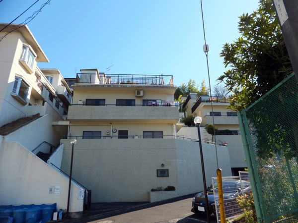 ライオンズマンション読売ランドの外観