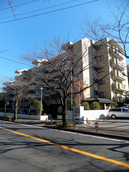 サニーハウス読売ランドの外観