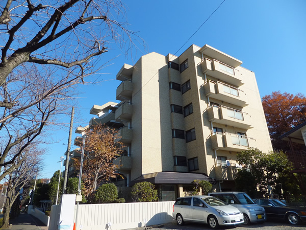 サニーハウス読売ランドの外観