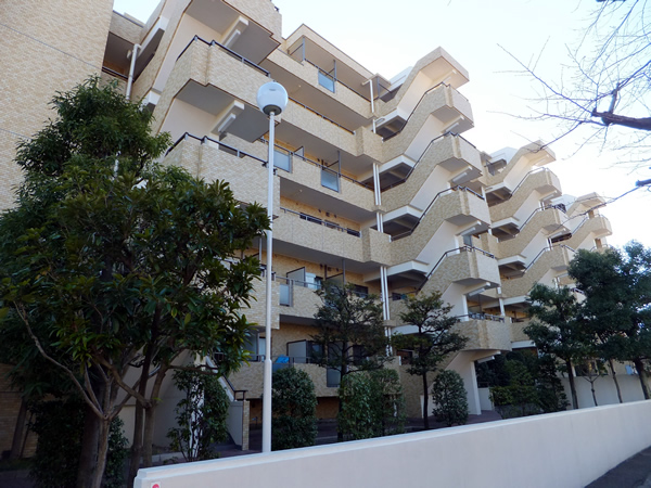 サニーハウス読売ランドの外観