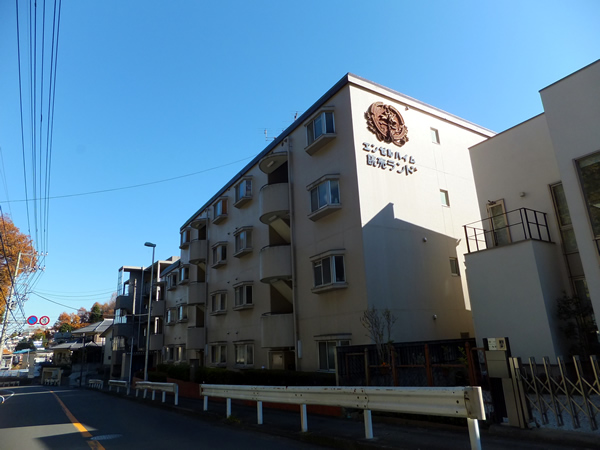 エンゼルハイム読売ランドの外観