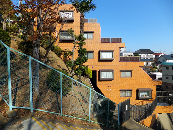 ライオンズマンション生田第2の外観