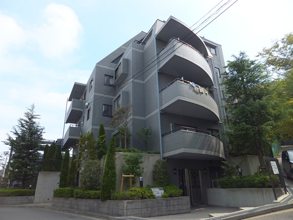 藤和シティホームズ大倉山東の外観