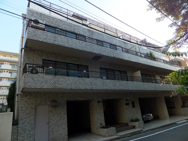 シェトワ代々木の外観