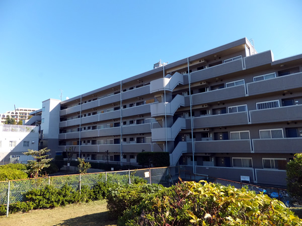 東三田ハウスの外観