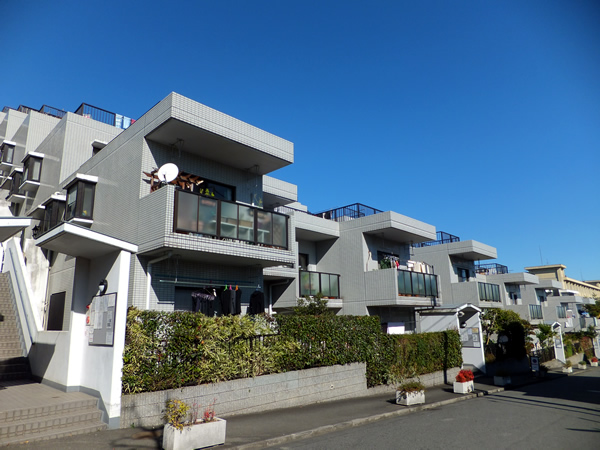 クリオ南生田2番館の外観