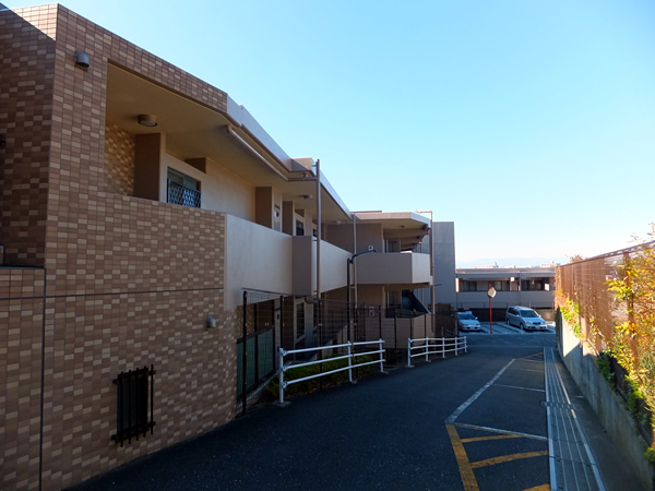 リッス百合ヶ丘イトーピアの外観