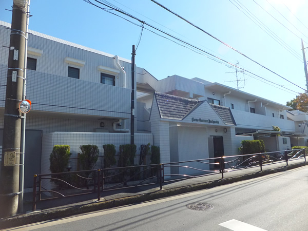 ライオンズテラス百合ヶ丘の外観