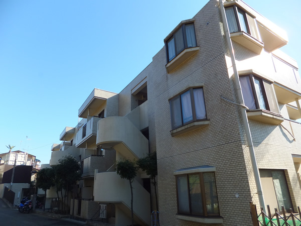 扶桑ハイツ生田の杜の外観