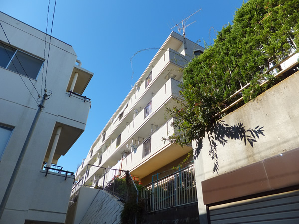 扶桑ハイツ生田の杜の外観