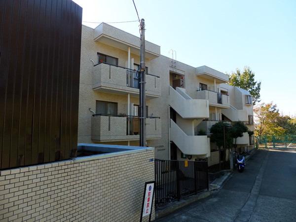 扶桑ハイツ生田の杜の外観