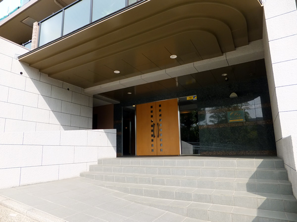 オーベル大倉山の外観