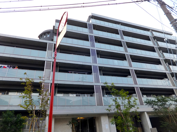 モダビエント大倉山の外観