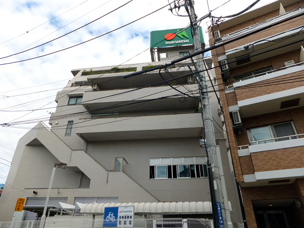 コスモスクエア大倉山の外観