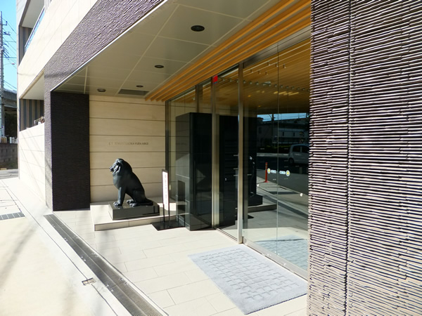 ライオンズ向ヶ丘遊園エアージュの外観