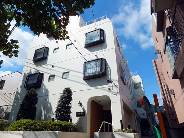 エクレール大倉山の外観