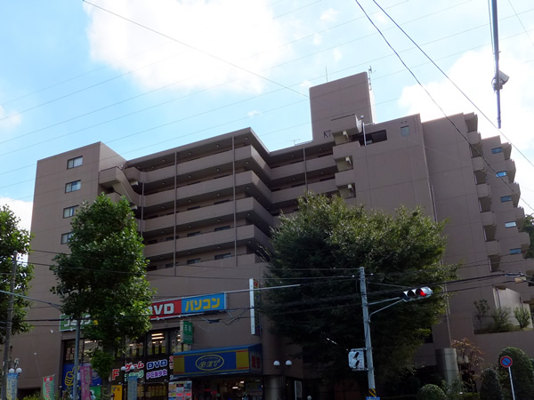 アドリーム大倉山の外観